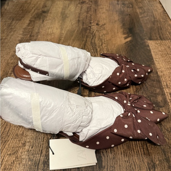 Brown and white polka dot bow Zara heels - Picture 4 of 4